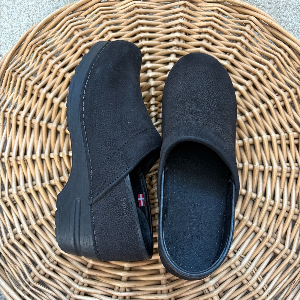 Sanita Professional Black Textured Oil Leather Women's Slip On Clogs Size 7.5/8 - Picture 10 of 11